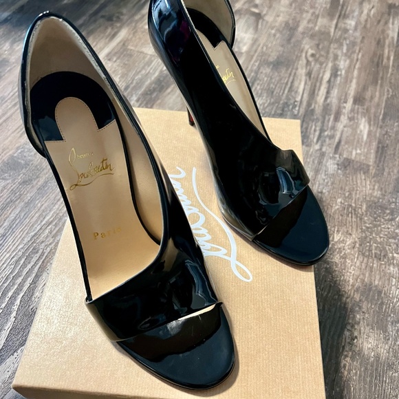 Christian Louboutin Phoebe 100 Patent Black Patent, 40 - Picture 3 of 4